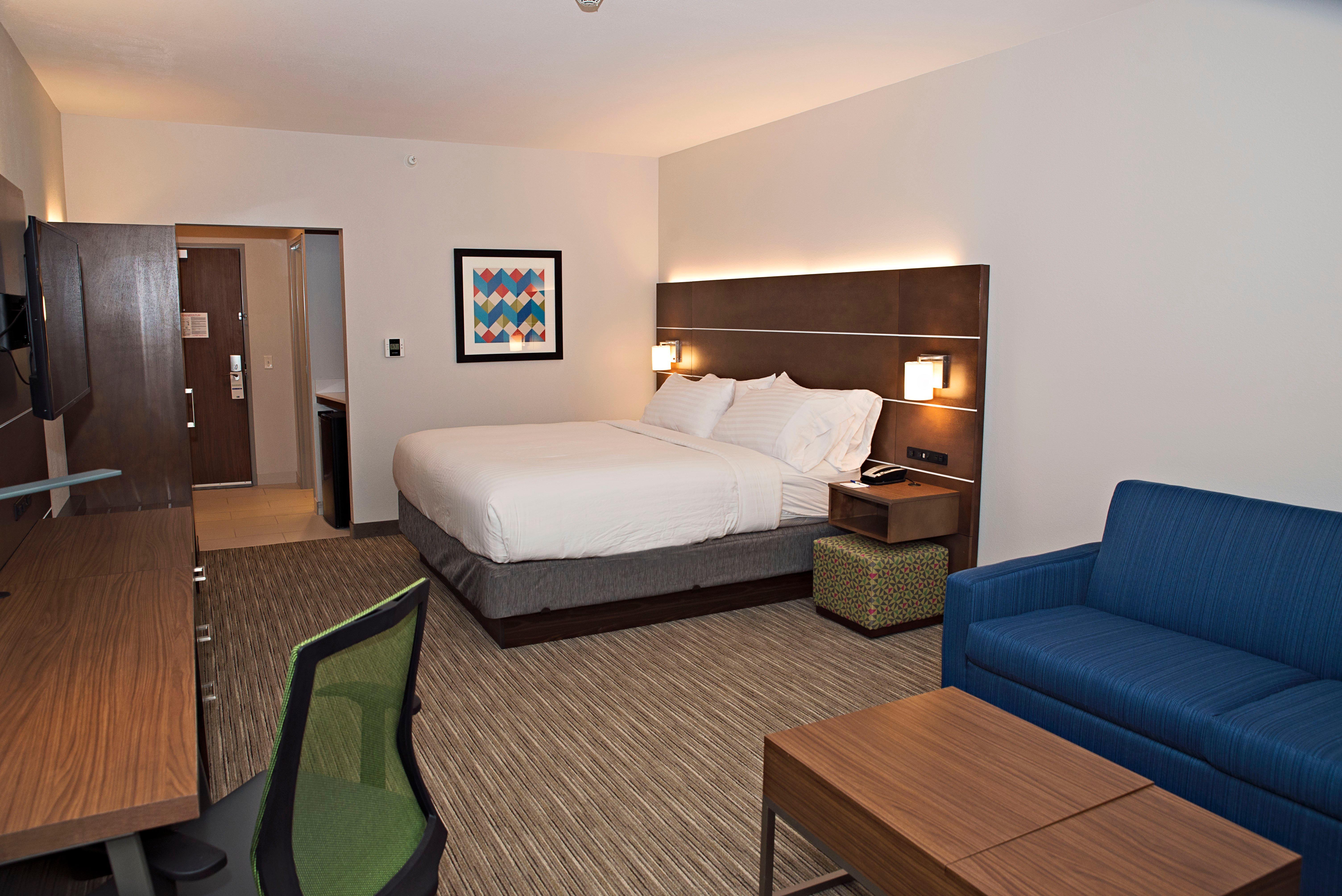 Holiday Inn Express & Suites - Rantoul By Ihg Exterior foto